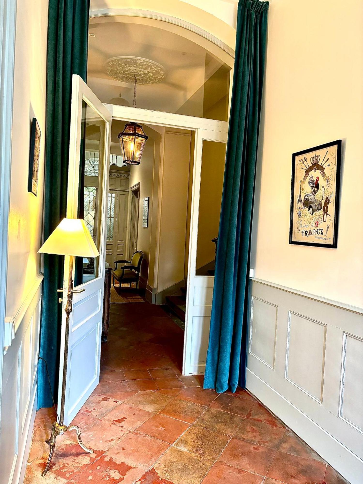 B&B Les Chambres D'Aime Каркасон Екстериор снимка